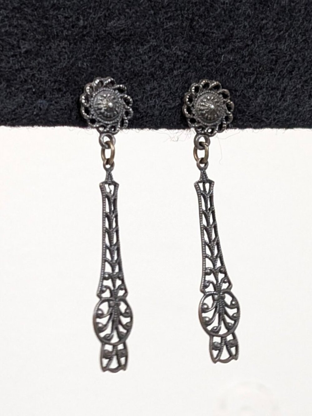 (2/$20) Dark Tone Metal Filigree-Like Dangling Earrings